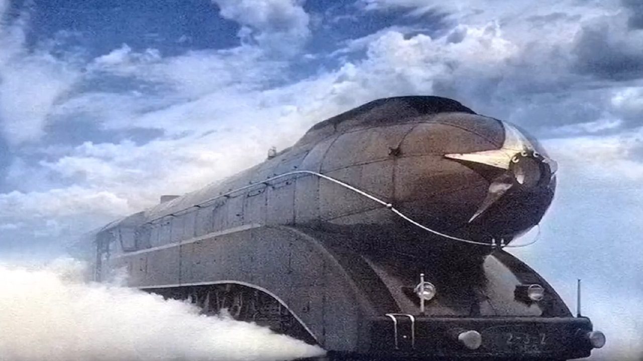 Streamlined Steam Locomotives/YouTube