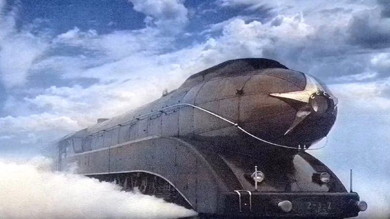 Streamlined Steam Locomotives/YouTube