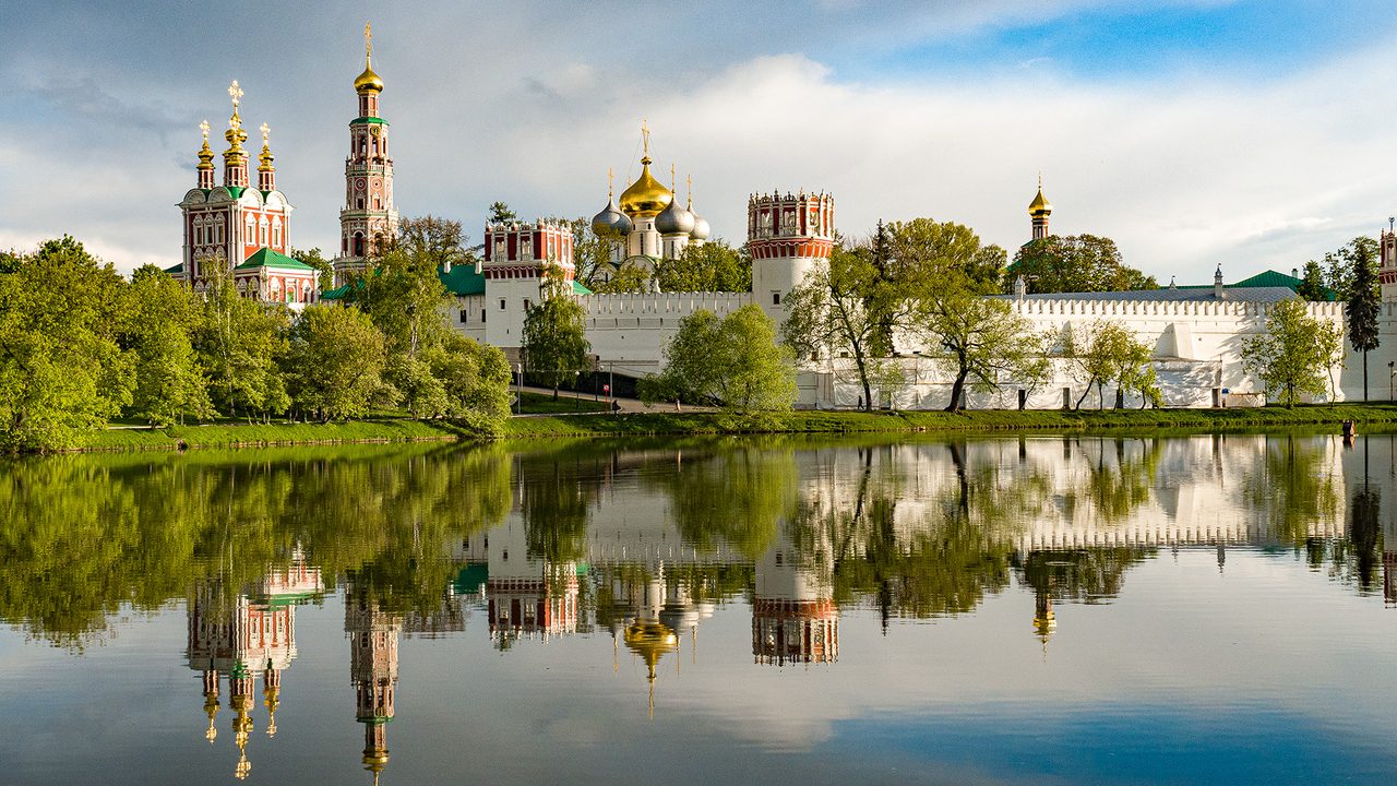 Павел Кузмичев