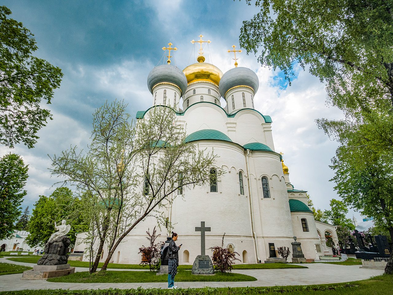 Павел Кузмичев