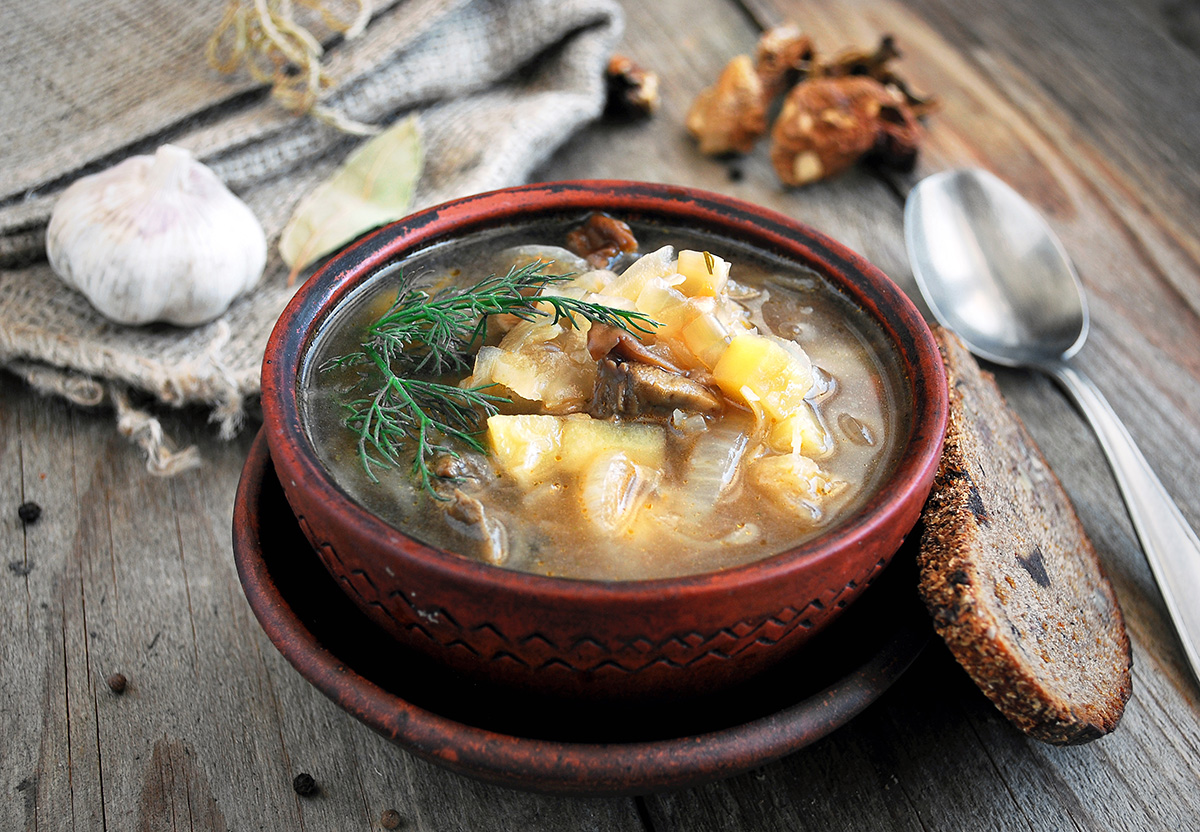 Arx0nt / Getty Images