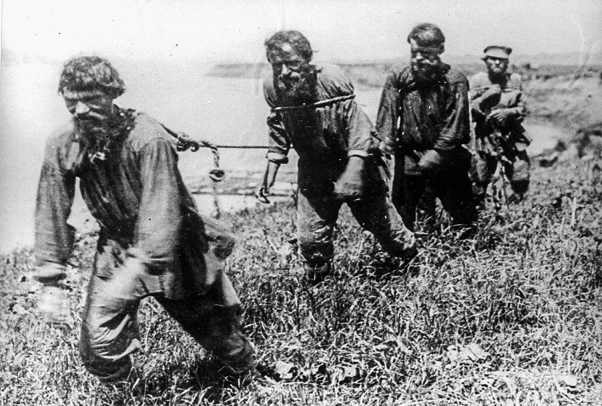 Sovfoto/Universal Images Group / Getty Images