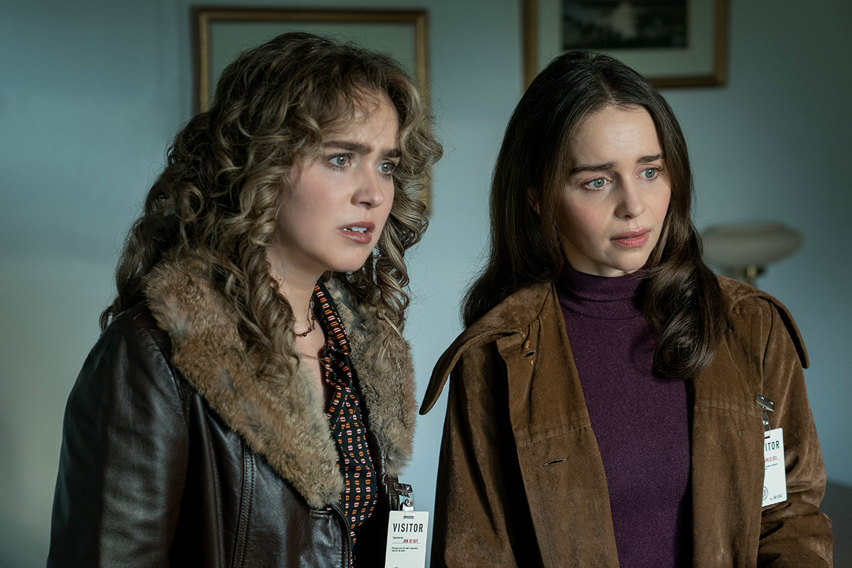 Pictured: (l-r) Haley Lu Richardson as Twila, Emilia Clarke as Bea -- Katalin Vermes/PEACOCK