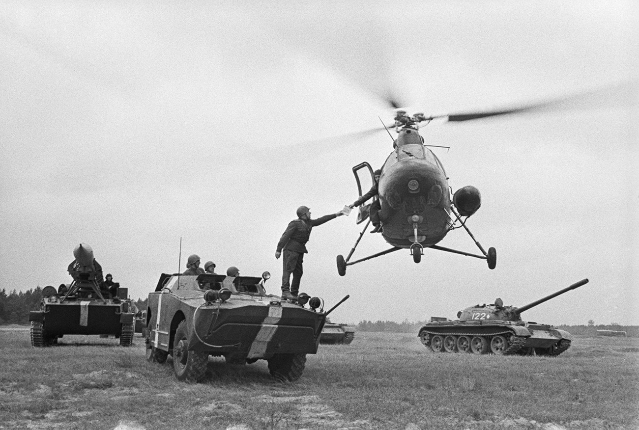 叶夫根尼·卡辛、马克·列德金　摄【塔斯社】