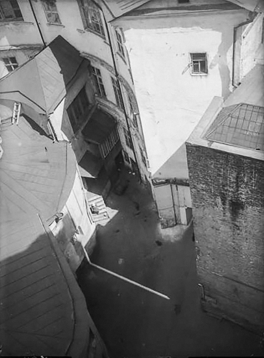 アレクサンダー・ロドチェンコ/MAMM/MDF