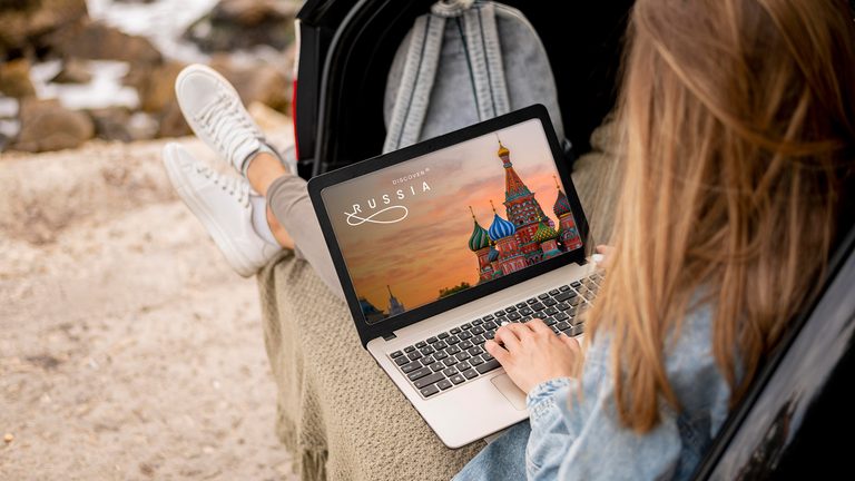 ロシア・ナビ（写真：Discover Russia; freepik.com）
