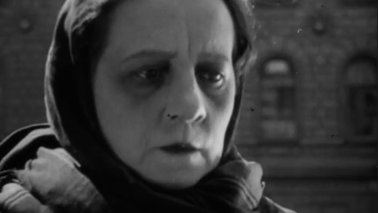 «O Fim de São Petersburgo» Vsevolod Pudovkin, Mikhail Doller/Mosfilm, 1927