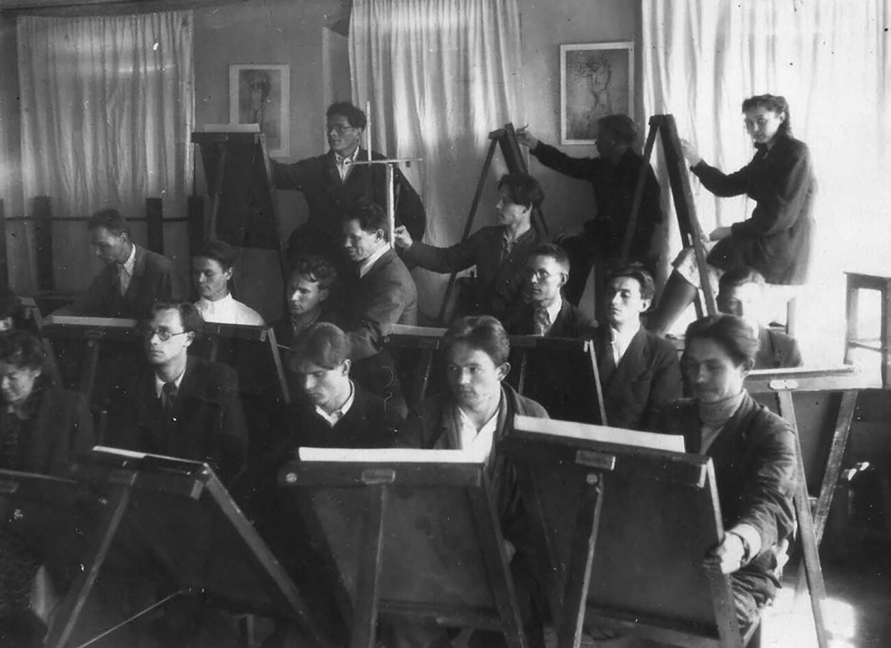 斯韦特兰娜·希罗娃档案馆　藏