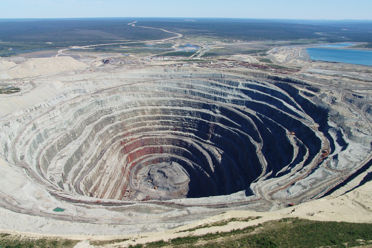 斯塔帕诺夫·亚历山大（CC BY-SA 3.0 协议授权使用）