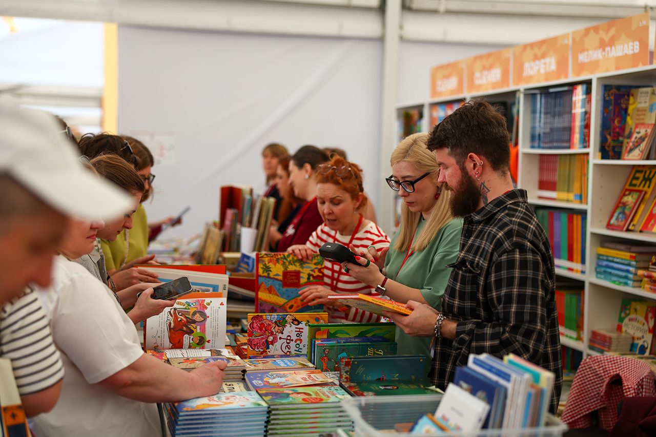 Service de presse du Festival du livre de la Place Rouge